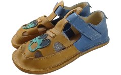 chlapecké barefoot sandálky s traktorem