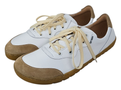 Bílé komfortní barefoot tenisky