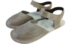 šedé zateplené barefoot sandálky