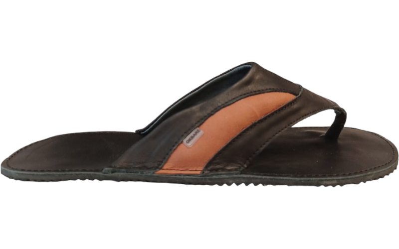 černé barefoot žabky s oranžovým detailem