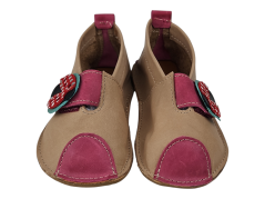 Kožené hnědé měkké barefoot botičky na suchý zip – beruška