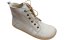 Barefoot design napodobující bosou chůzi