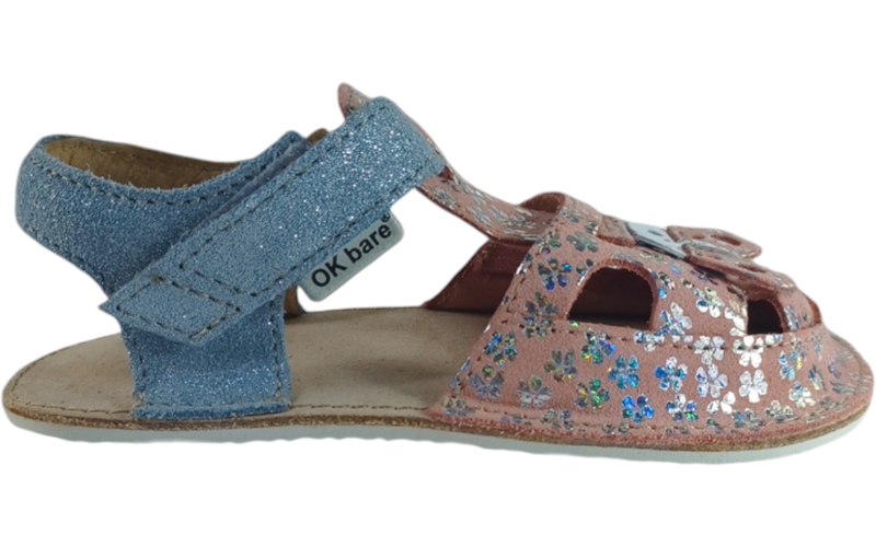 lesklé barefoot sandály s motýlkem